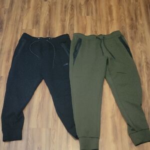 Mens AE Black and Green Jogger Pants